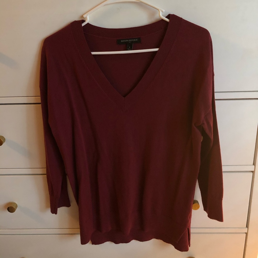 Banana Republic v-neck sweater